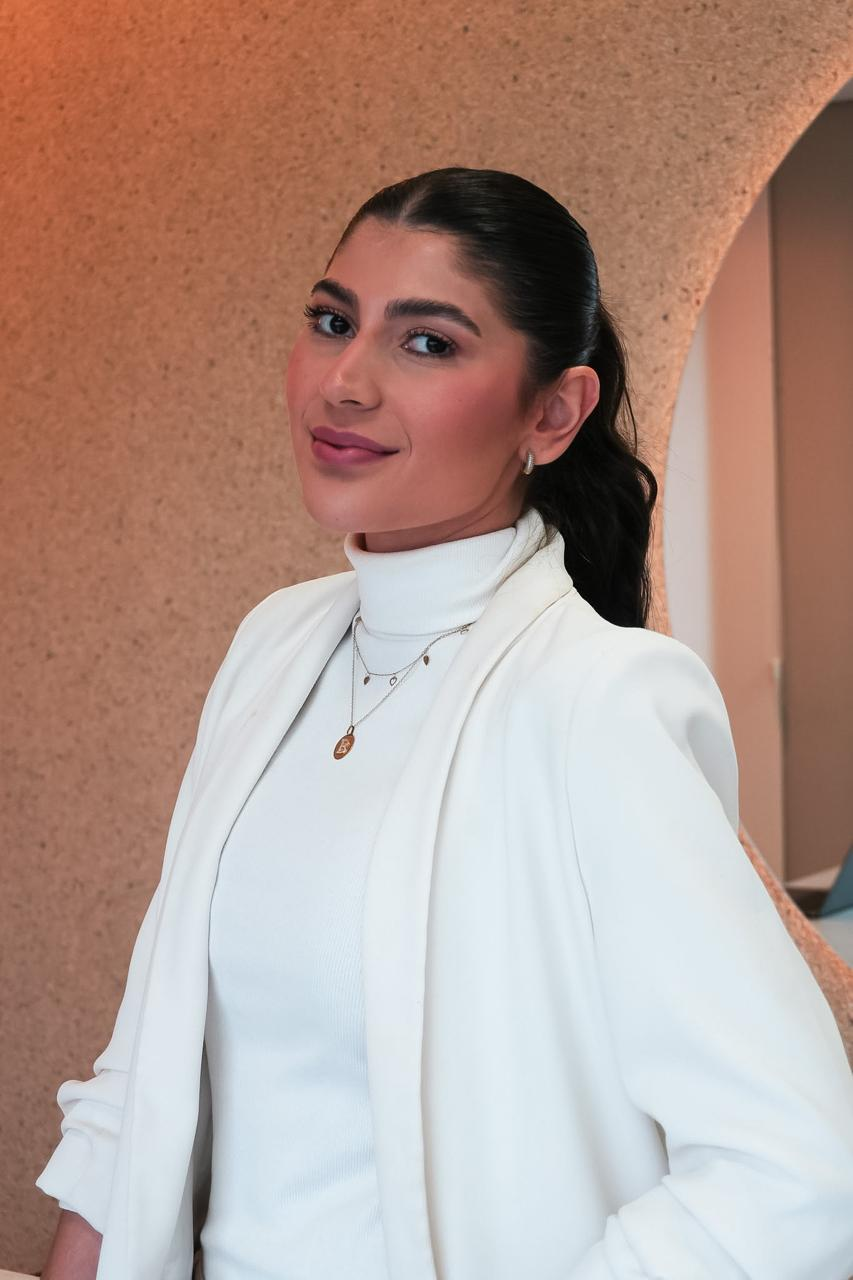 Bianka Schmitz Camargo, cirurgiã-dentista responsável técnica